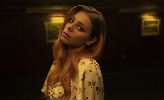 Виктория която представи България на Евровизия 2020 и 2021 ще