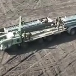 Руското МО: Ракети „Смерч“ унищожиха складове и боеприпаси на камуфлажно летище в Украйна (Видео)