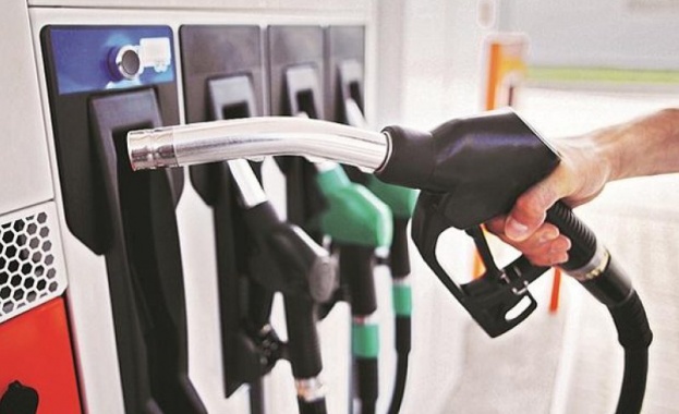 Експерт: Цените на горивата могат да бъдат по-ниски