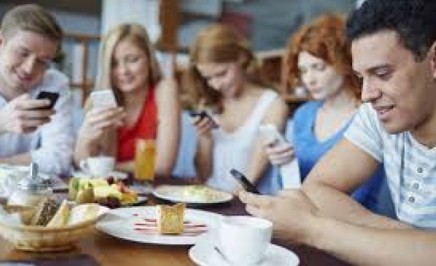 Някои хора вярват че приятелството е много по важно от връзката