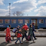 МО продължава да съдейства на украински граждани, потърсили убежище у нас