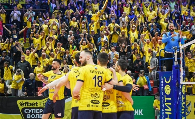 Волейболният Хебър Пазарджик стана шампион на България след като победи