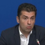 Тези хора имат само една цел в този момент – да вкарват напрежение