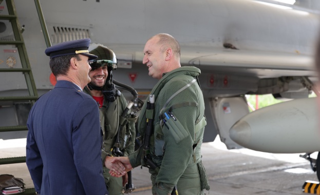 В Европа бушува война Мисията на професионалните военни е да