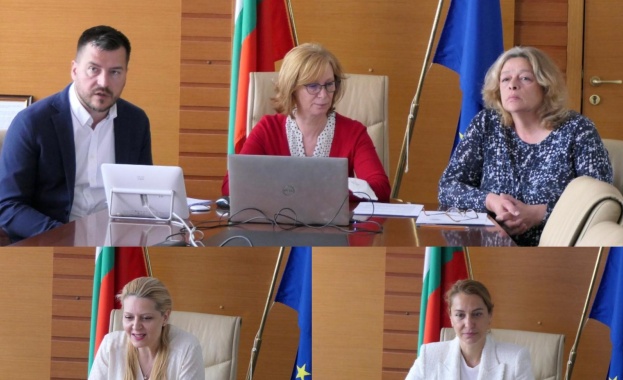 В поредната виртуална приемна в Министерство на земеделието участие взеха