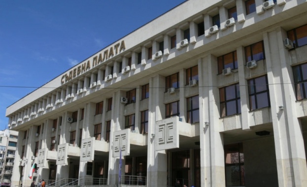 Сградата на съда в Бургас беше евакуирана в петък сутрин
