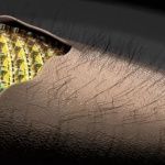 Електронна „кожа” реагира на докосвания като истинска