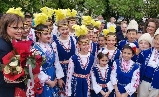 Искаме мир работеща индустрия работни места и достойни доходи
Ще продължим