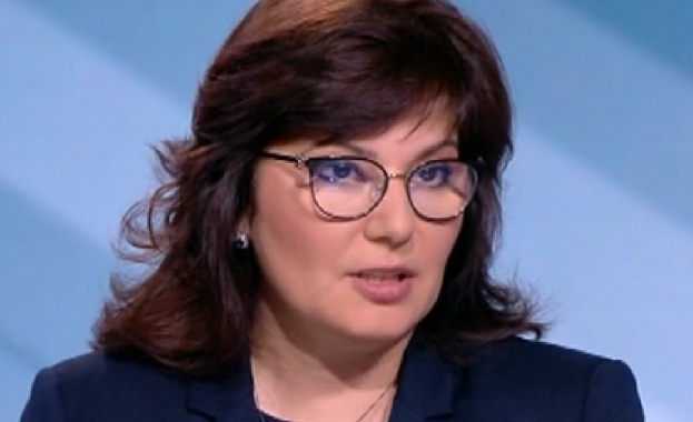 Проф Асена Сербезова е била заплашвана от човек на високо