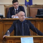  Свиленски: БСП ще подкрепи решение, което не включва изпращане на оръжия и боеприпаси за Украйна