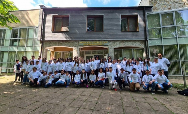 Управителят на ВиК Шумен Жанета Панайотова награди с почетна