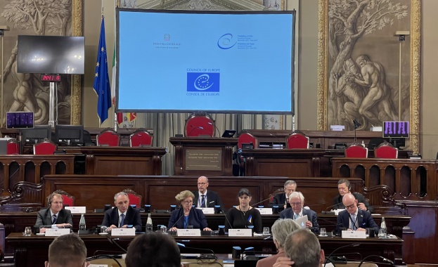 Главният прокурор Иван Гешев е в гр Палермо Италия където