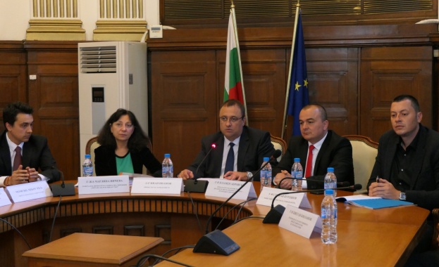 Министър Иван Иванов: България е силно ангажирана с постигането на устойчиво рибарство и аквакултури в дългосрочен план