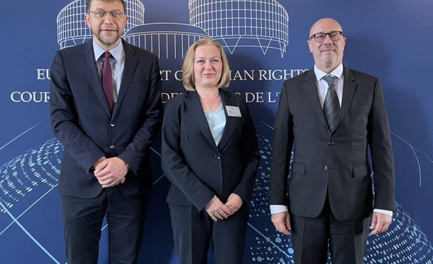 Министърът Йорданова е на работно посещение в Страсбург 