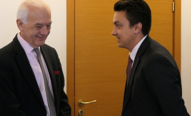 Заместник министърът обсъди системите за етикетиране на храните на предната страна