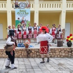 Хумористичен фестивал в Сребърна гони кризата с песни и смях