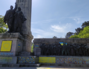 Изрисуваха свастика върху светиня в центъра на София