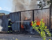 Пожар горя в автоморга в столичния квартал "Люлин"