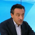 Елена Гунчева: Твоите деди, Лорер, давали ли са кръвта си за България? 