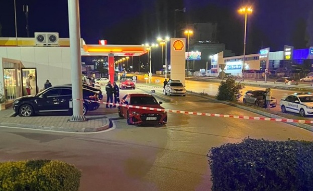 Двама мъже са ранени след престрелка на Околовръстното в София