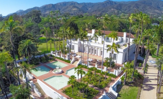 Имението в което героят на Ал Пачино от филма Белязания