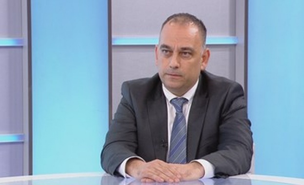 Стилът на ИТН е да атакуват и да държат такава