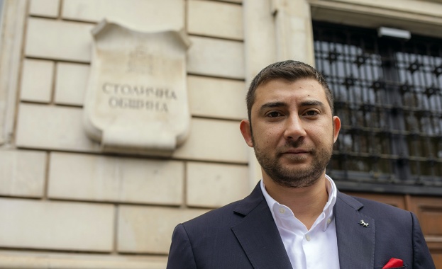 Карлос Контрера, ВМРО: Ще останат ли училища без отопление през зимата Карлос Контрера, ВМРО: Ще останат ли училища без отопление през зимата