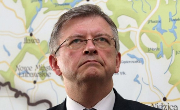 Полша принадлежи към категорията на страните от НАТО и ЕС