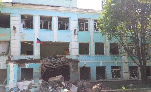Украинските военни отново удариха центъра на Донецк с тежка артилерия, има жертви
