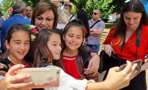 Няма нищо по хубаво от звънкия смях на дете Нека го