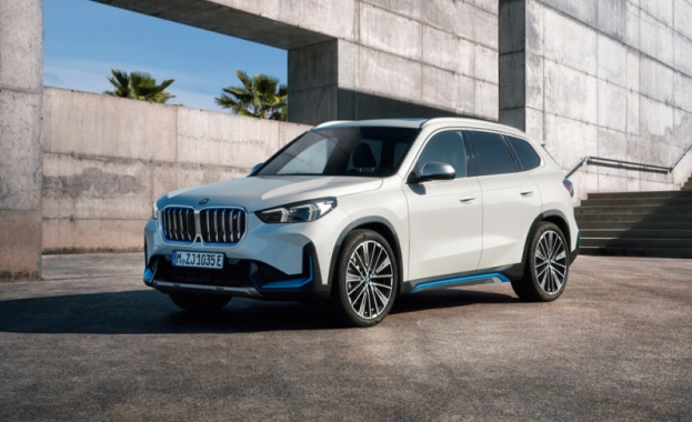 Новото BMW X1 и първото BMW iX1