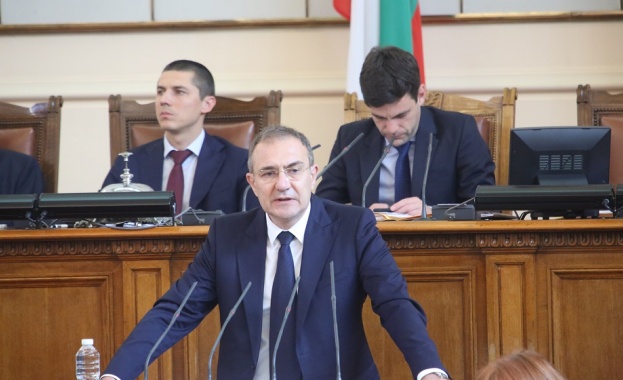 Борислав Гуцанов, БСП: Да се предвидят средства в бюджета за българските граждани, които не могат да почиват в държавните станции заради бежанците