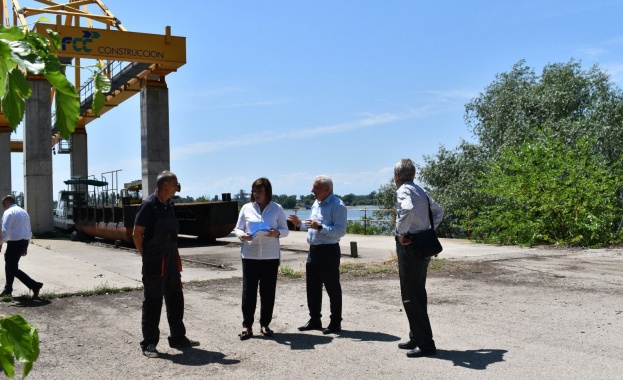 Възстановяваме и модернизираме индустриалната зона Видин Инвестициите и развитието на