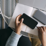 От 2024 г. - еднакви зарядни за всички малки и средни мобилни устройства