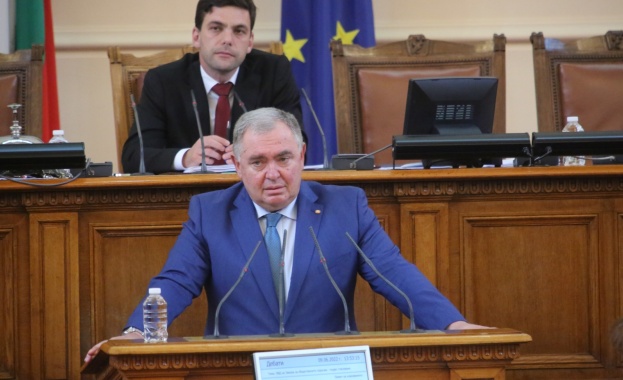 В края на този доста странен дебат си позволяваме от