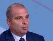 Вицепремиерът Гроздан Караджов ще подпише договорите за пътнически жп превози в страната