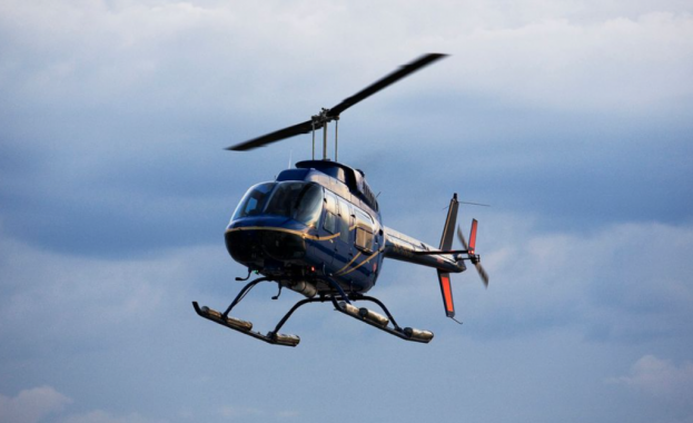 Турски частен хеликоптер падна на летището на гръцкия егейски остров