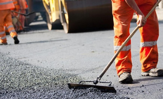 От утре 14 юни започва ремонт на 15 км