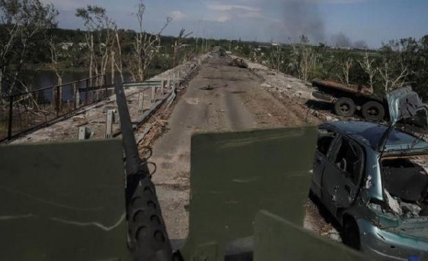 Русия отряза един от пътищщата за отстъпление на украинските сили от Северодонецк