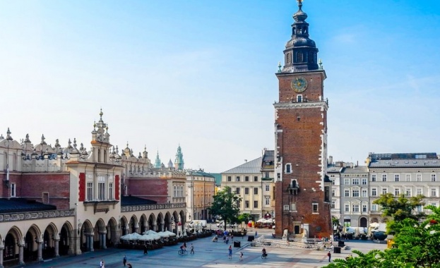 Полският президент подписа актуализирания закон за Върховния съд който премахва