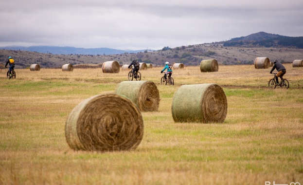 През 2022 г състезанието по планинско бягане и колоездене Байк
