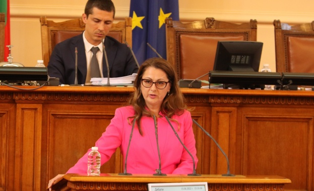 Вяра Емилова, БСП: Актуализацията на бюджета е сигурна крачка за завръщането на нормалността в държавата