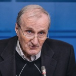 Валентин Вацев: България е до шия в олигархична машина, единственият начин за излизане - диктатура