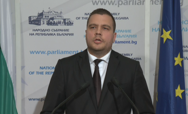 Днес беше направен публичен опит да се унищожи истината такава