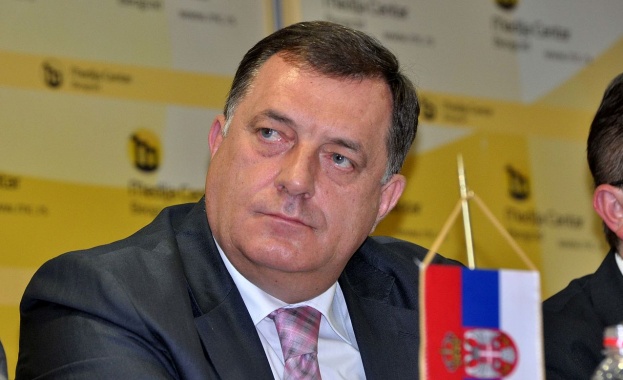 Сръбският член на босненското председателство Милорад Додик се срещна в