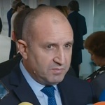  Радев: Всяка партия с амбиция за обществена подкрепа трябва да обяви какъв изход предлага от политическата криза   