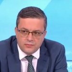 Тома Биков: Не е ясно какво мисли президентът по въпроса, който сам задава за референдум