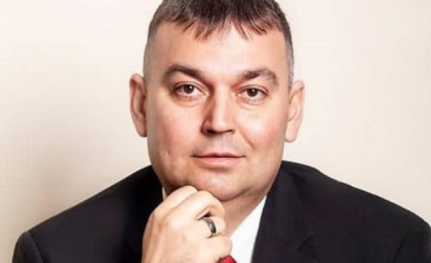 Изключително кратък живот ще има този парламент убеден е Емил