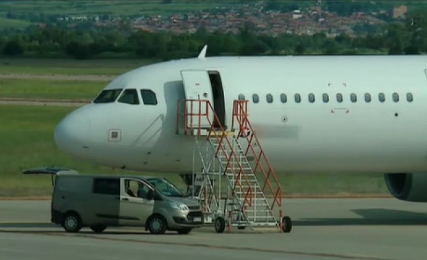 Над 70 000 души са минали през летище Пловдив за
