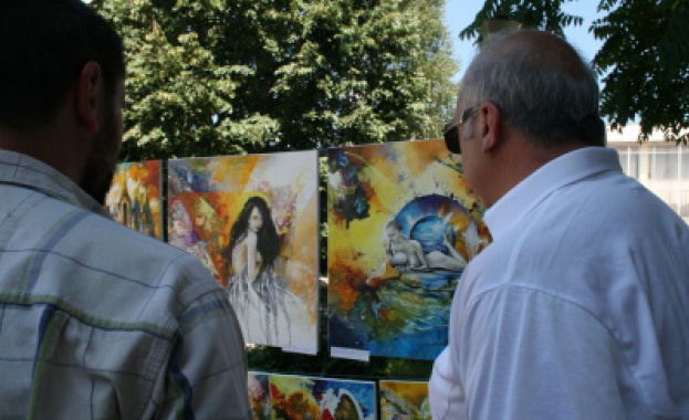 Изложбата от Международния пленер Изкуството в Мъглиж откриха снощи в